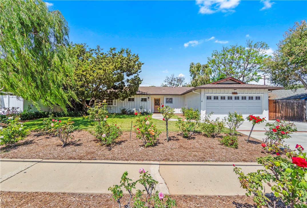 1281 La Colina Drive