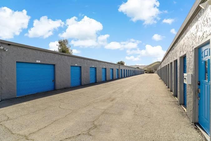 16325 Barrett Avenue