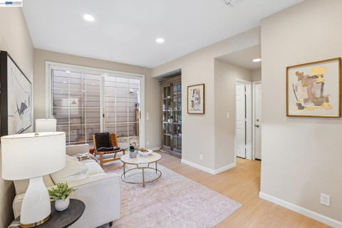 Tiny photo for 1140 River Rock Ln LN, Danville, CA 94526 (MLS # 41151564)