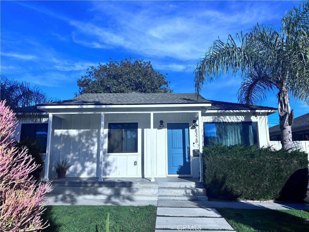 Photo of 8328 Mcconnell, Los Angeles, CA 90045 (MLS # IN26012388)