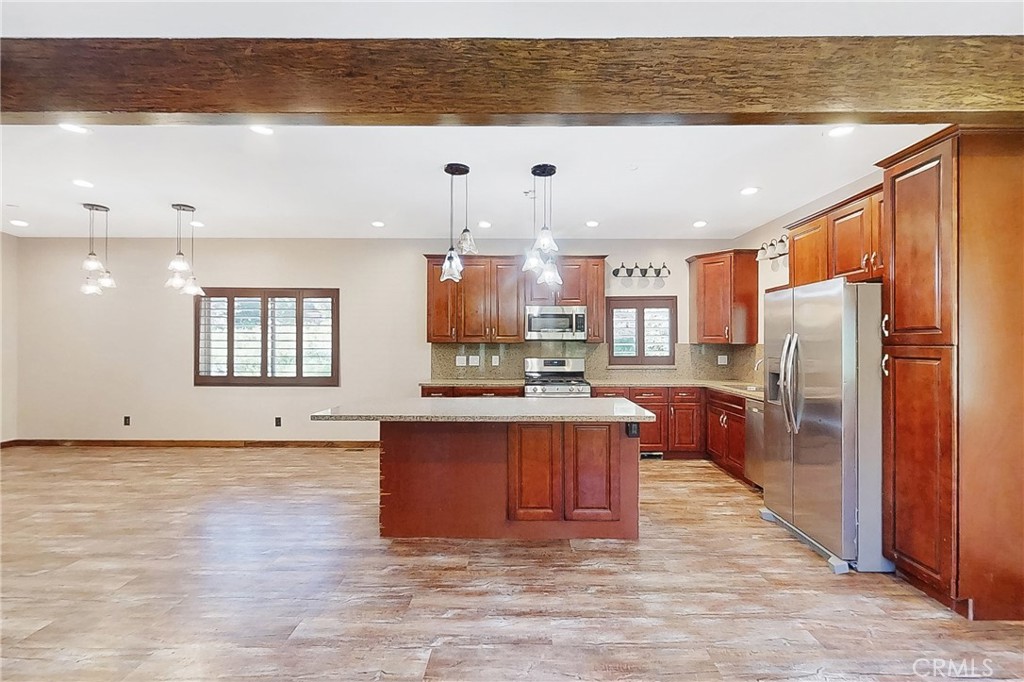 33892 Green Valley Lake Road