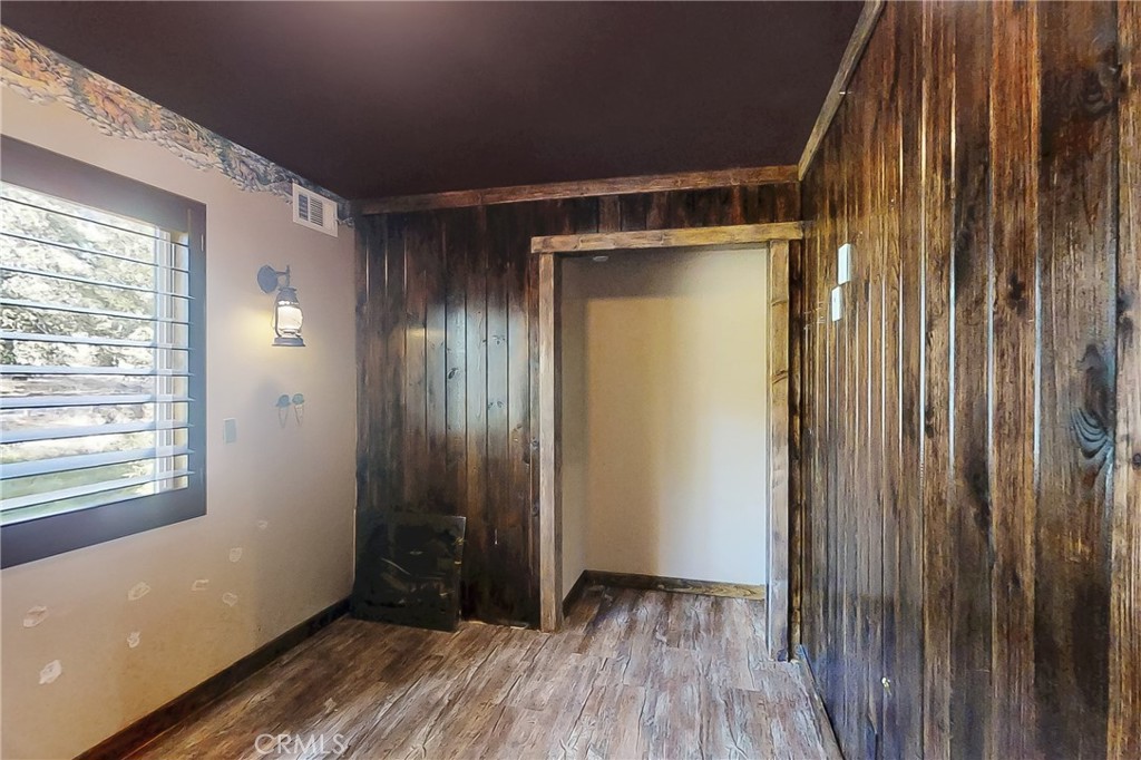 Green Valley Lake (GVLK) - Residential