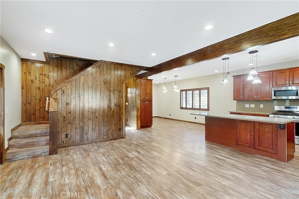 33892 Green Valley Lake Road