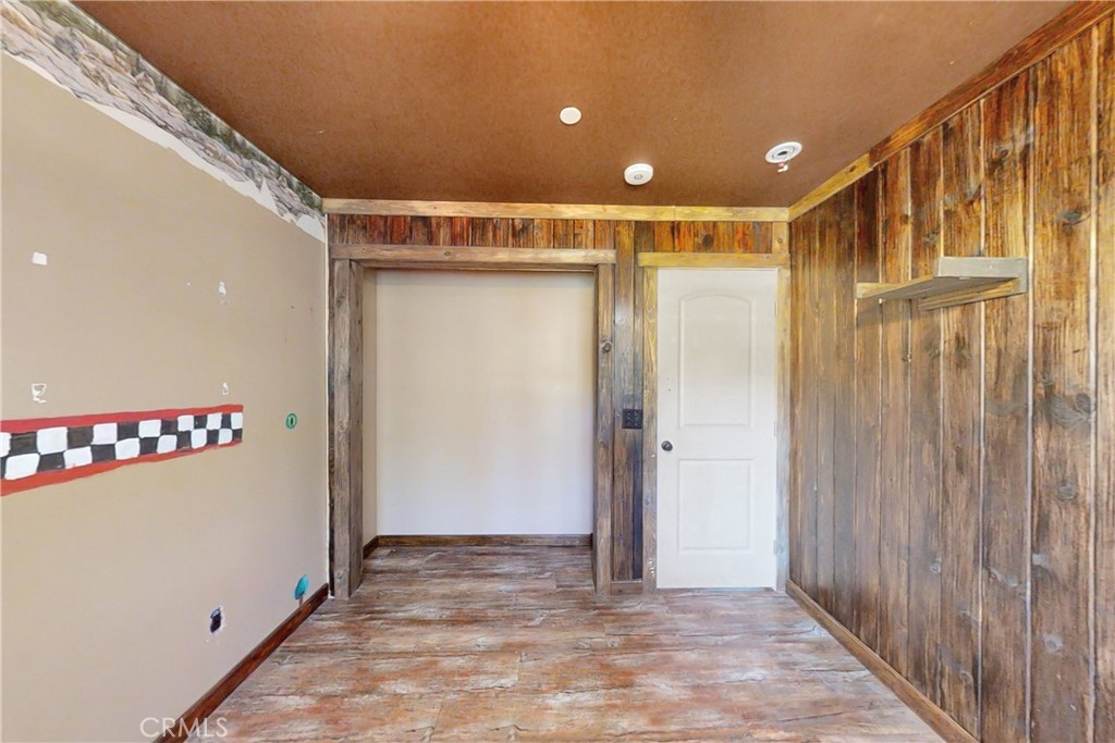 Green Valley Lake (GVLK) - Residential