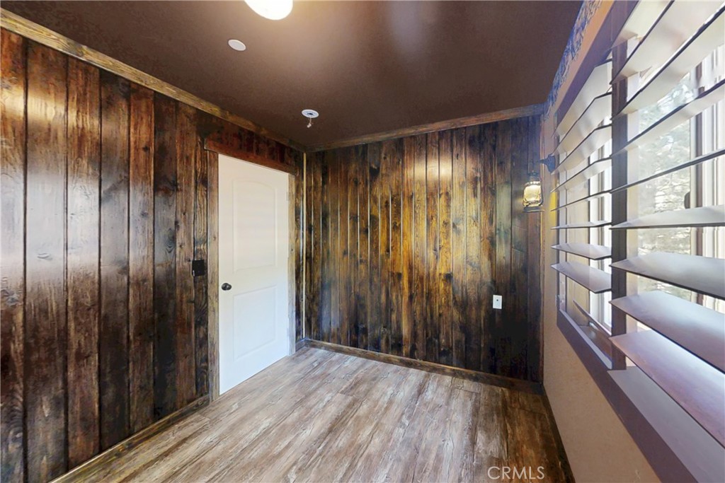 Green Valley Lake (GVLK) - Residential