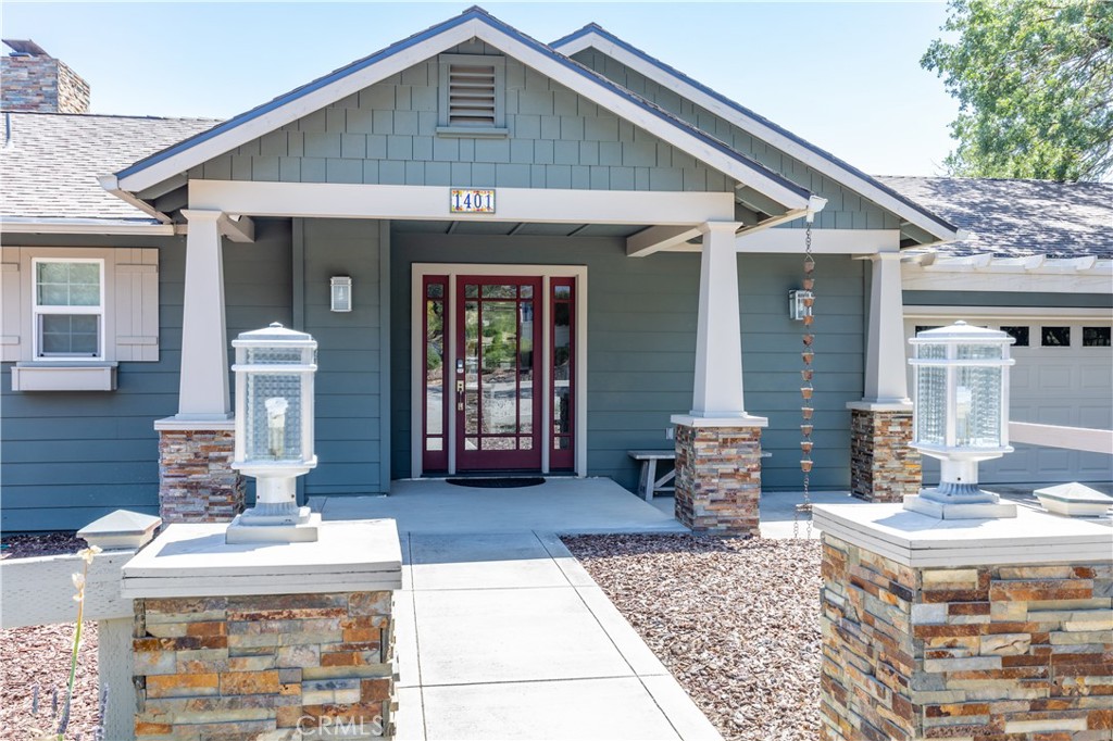 1401 Greenwood Dr.