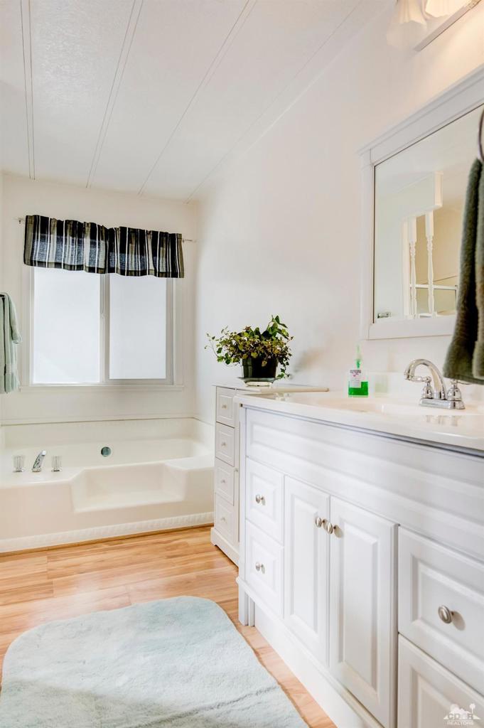 Hidden Springs - Manufactured In Park