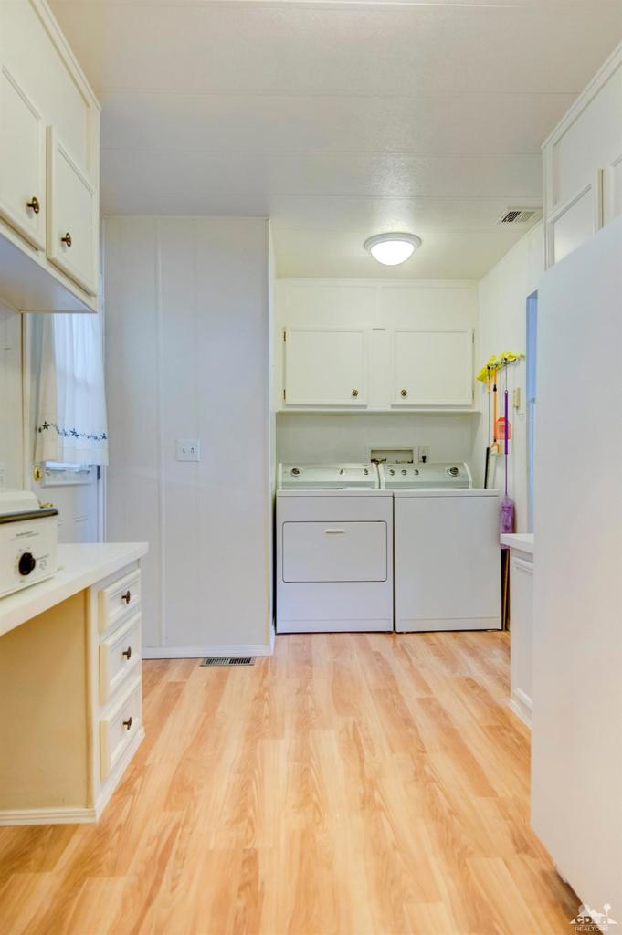 Hidden Springs - Manufactured In Park