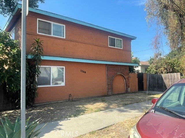 1240 W 19th