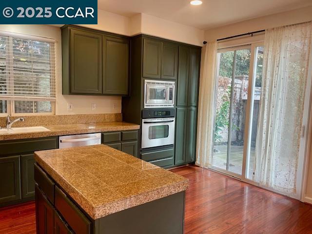 TASSAJREEK - Residential Lease