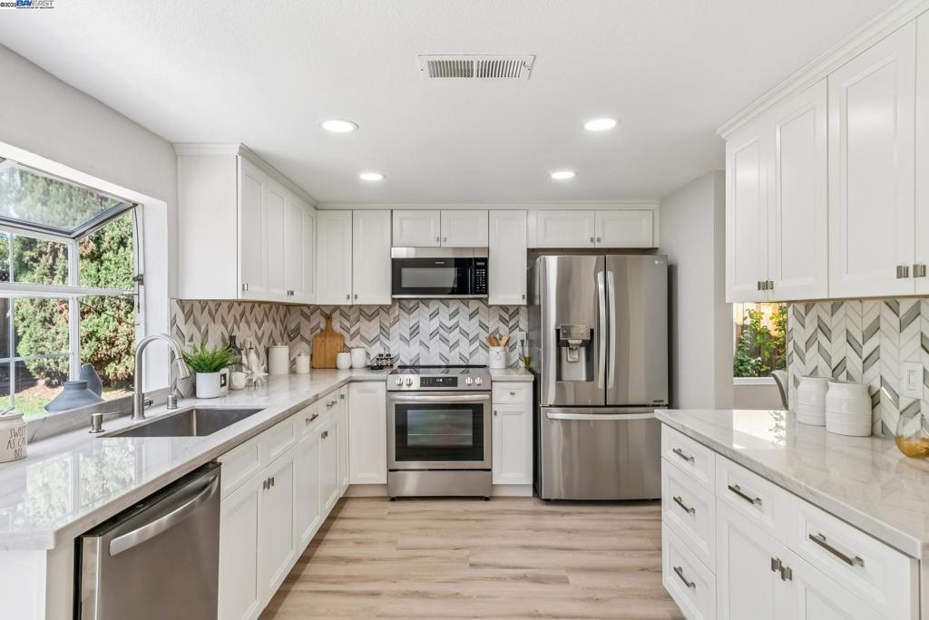 WARM SPRINGS - Residential