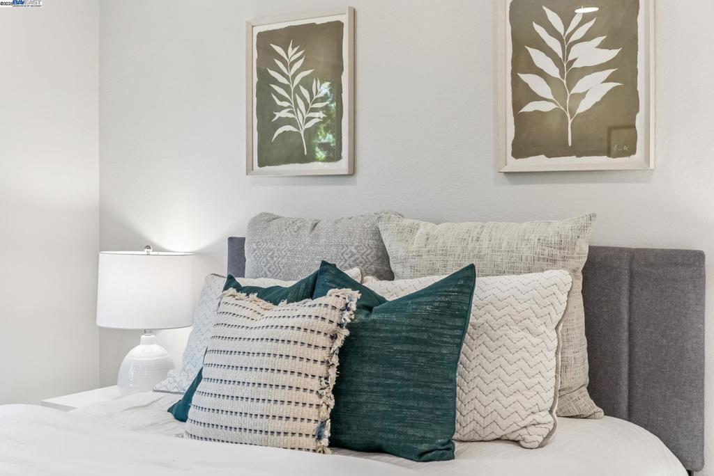 WARM SPRINGS - Residential