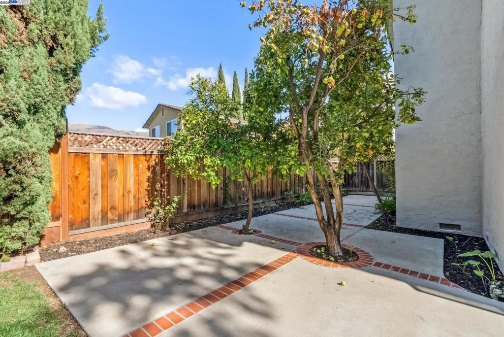 WARM SPRINGS - Residential