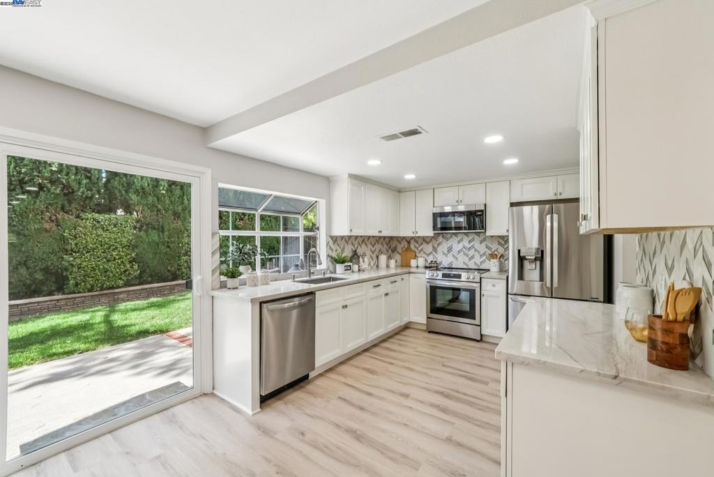 WARM SPRINGS - Residential
