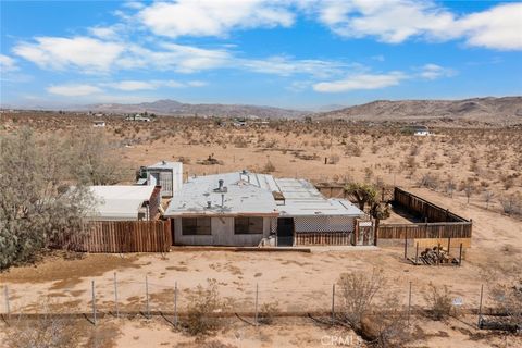 Photo of 56312 Cone Boulevard, Landers, CA 92285 (MLS # JT26048632)