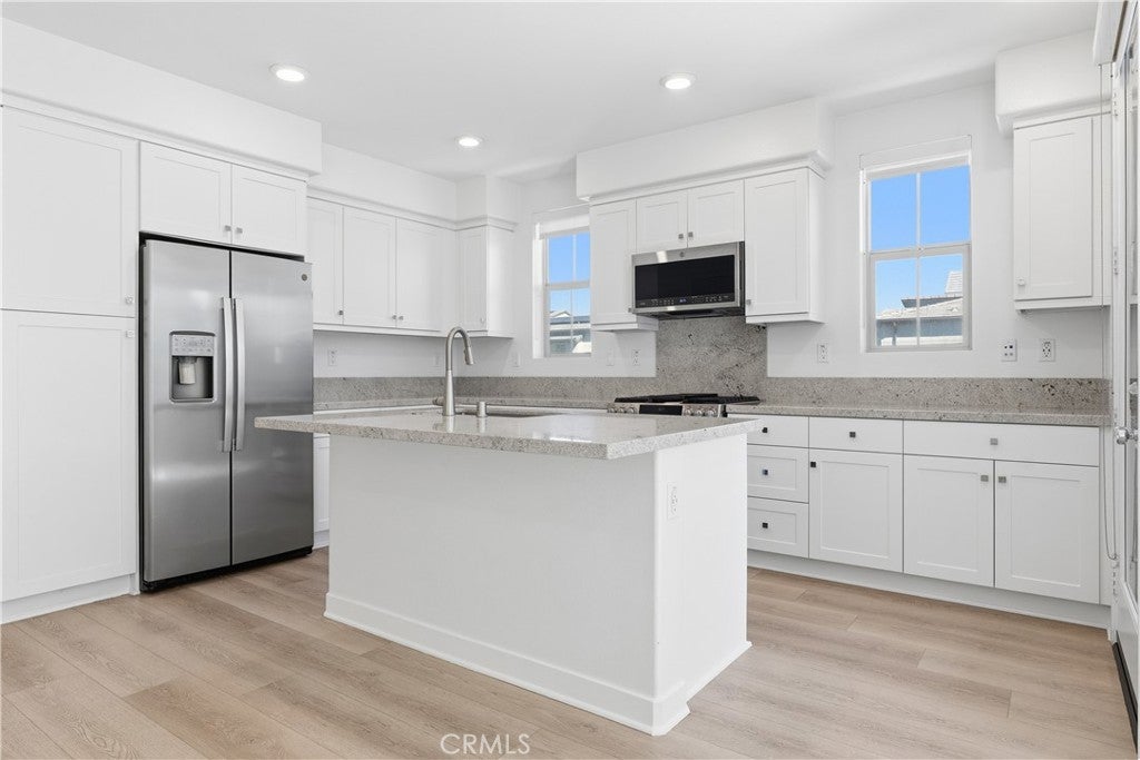 Properties 2 1301 Lasso Way 201