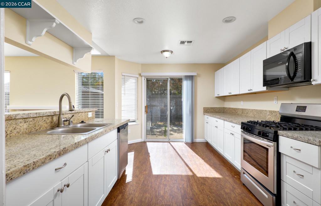8600 Luciano Ct