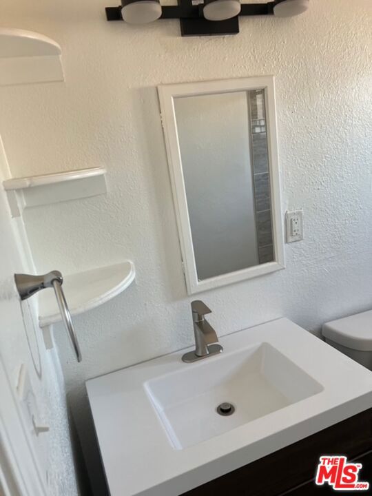 1055 W 104th Street