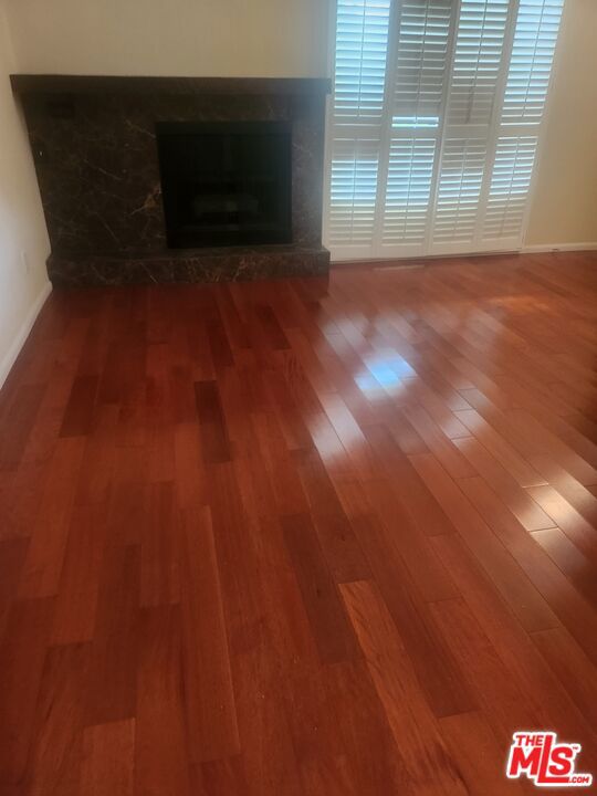 5025 Butterfield Court