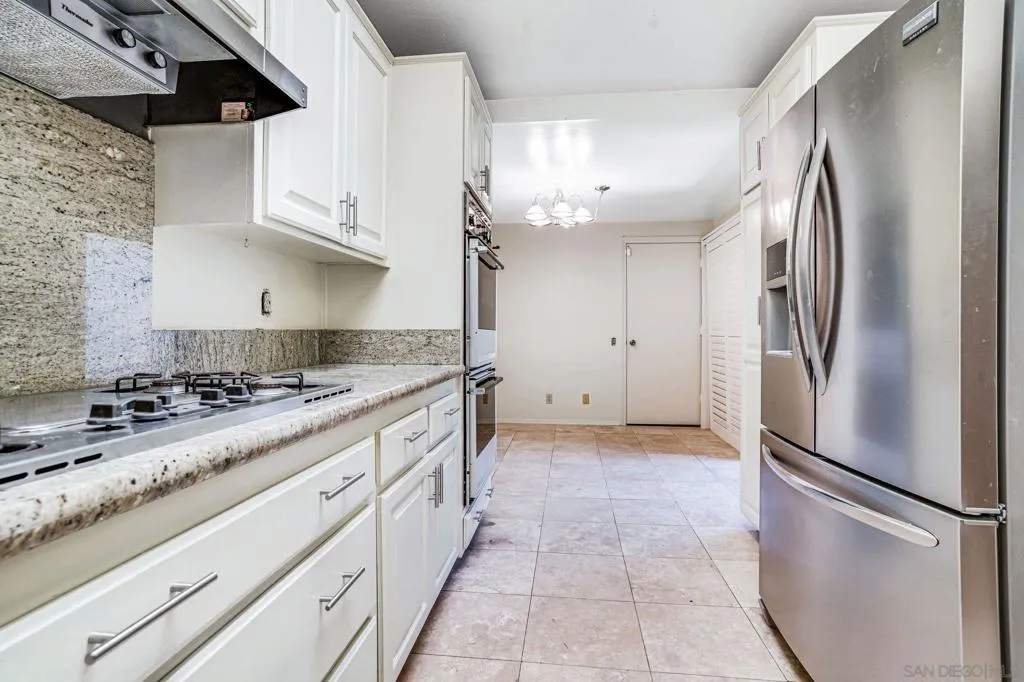 La Jolla, California 92037, United States, 3 Bedrooms Bedrooms, ,2 BathroomsBathrooms,Residential,Coming Soon,78001