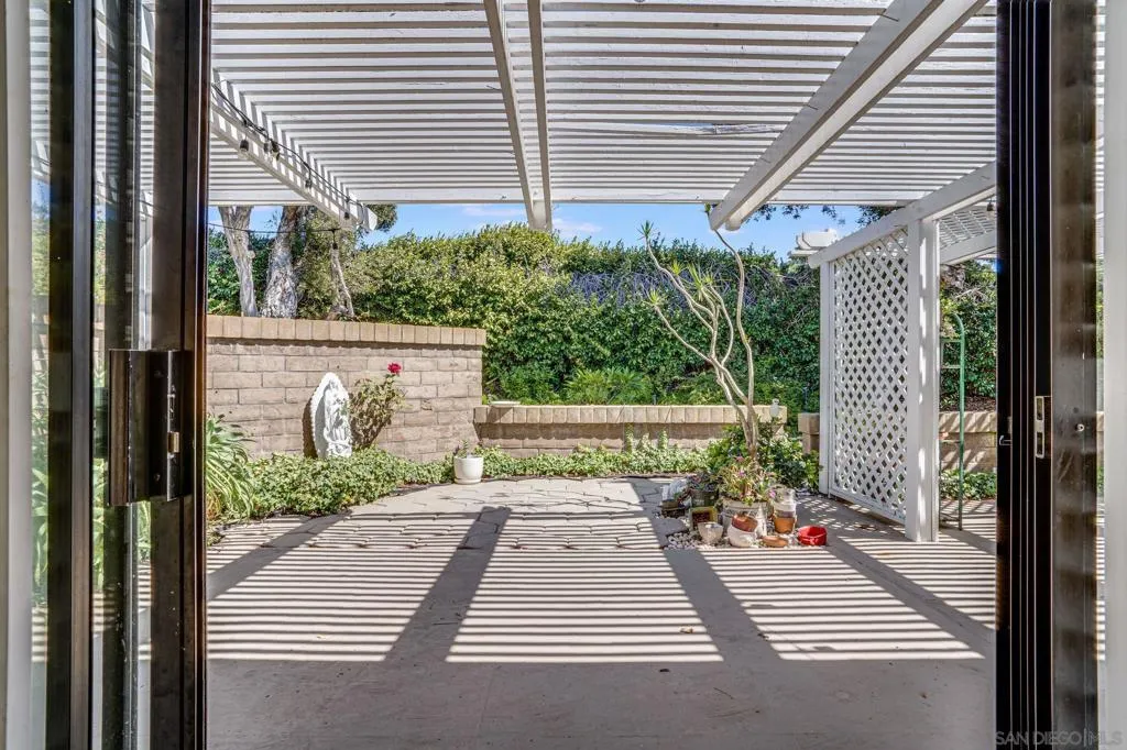 La Jolla, California 92037, United States, 3 Bedrooms Bedrooms, ,2 BathroomsBathrooms,Residential,Coming Soon,78001