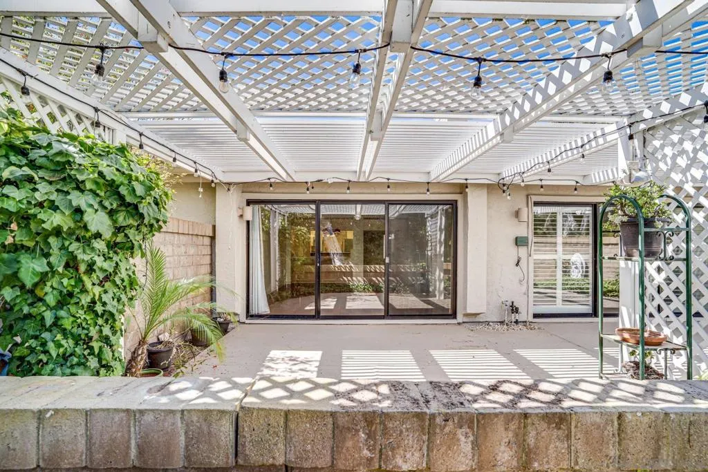 La Jolla, California 92037, United States, 3 Bedrooms Bedrooms, ,2 BathroomsBathrooms,Residential,Coming Soon,78001