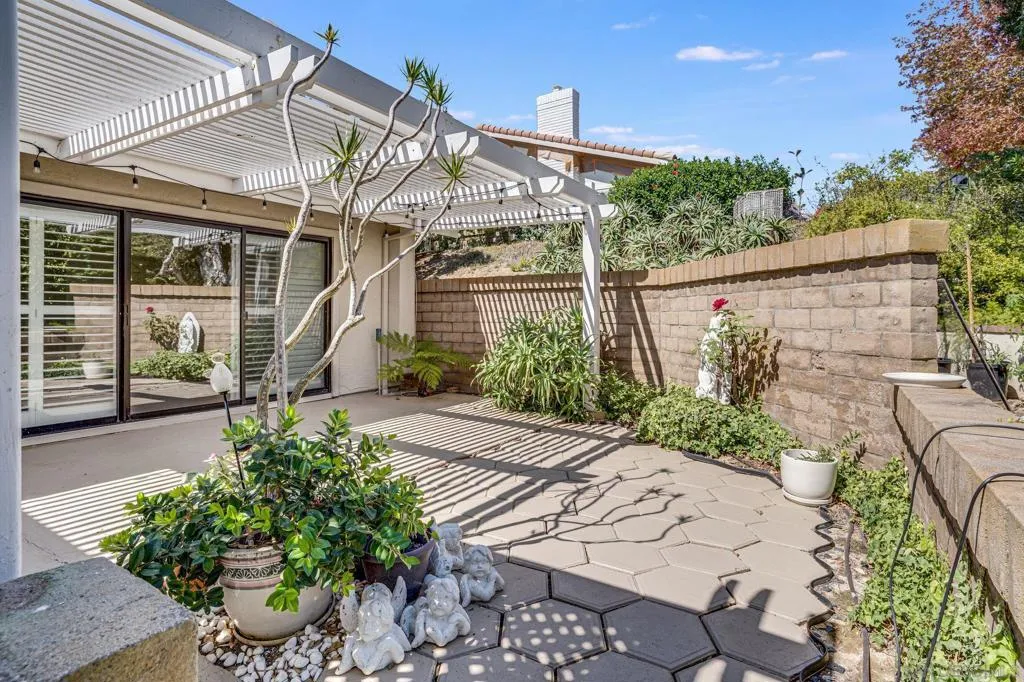 La Jolla, California 92037, United States, 3 Bedrooms Bedrooms, ,2 BathroomsBathrooms,Residential,Coming Soon,78001