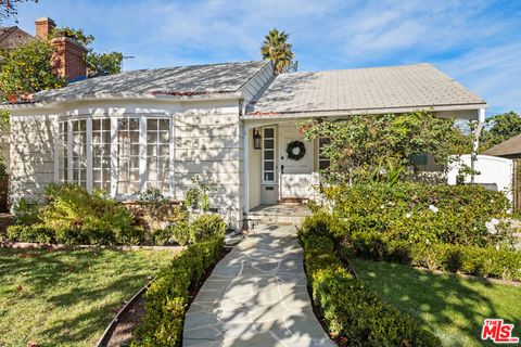 Photo of 9031 David Avenue, Los Angeles, CA 90034 (MLS # 26633231)