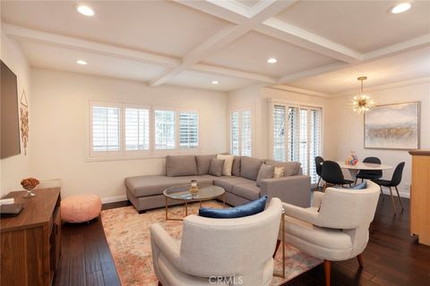 Photo of 4140 Warner Blvd #103, Burbank, CA 91505 (MLS # BB25258474)