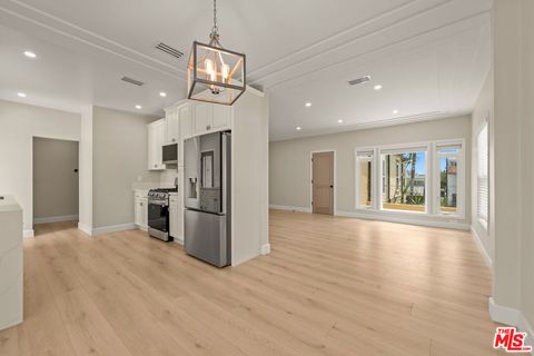 Photo of 1117 S Wooster Street #1119, Los Angeles, CA 90035 (MLS # 26644741)