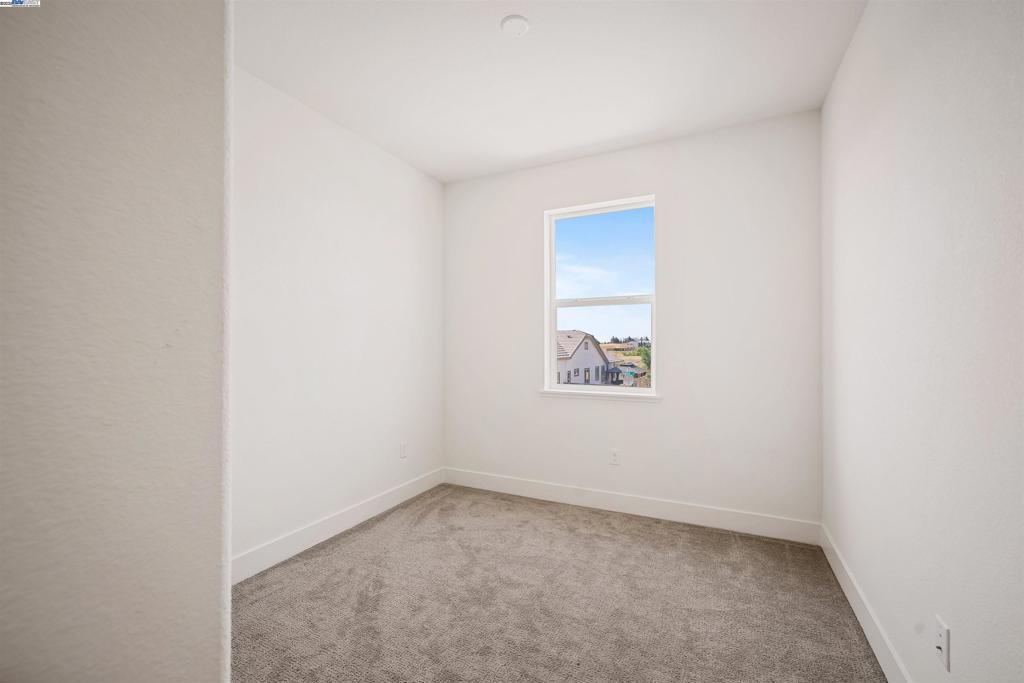 FAIRFIELD - Residential
