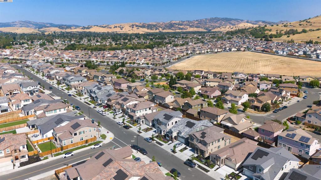FAIRFIELD - Residential