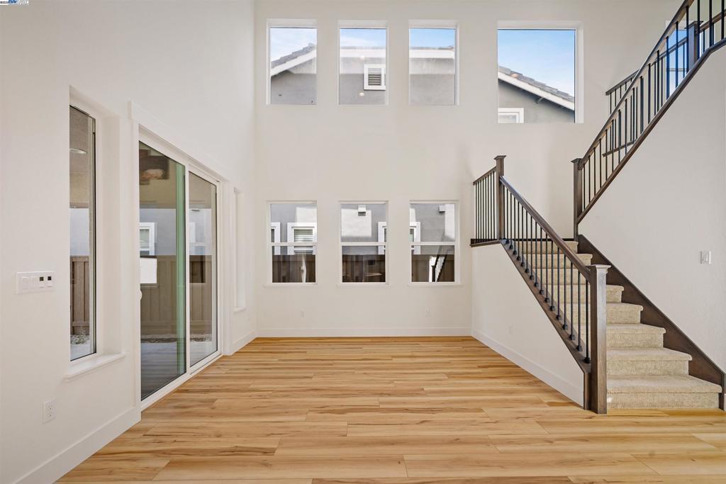 FAIRFIELD - Residential