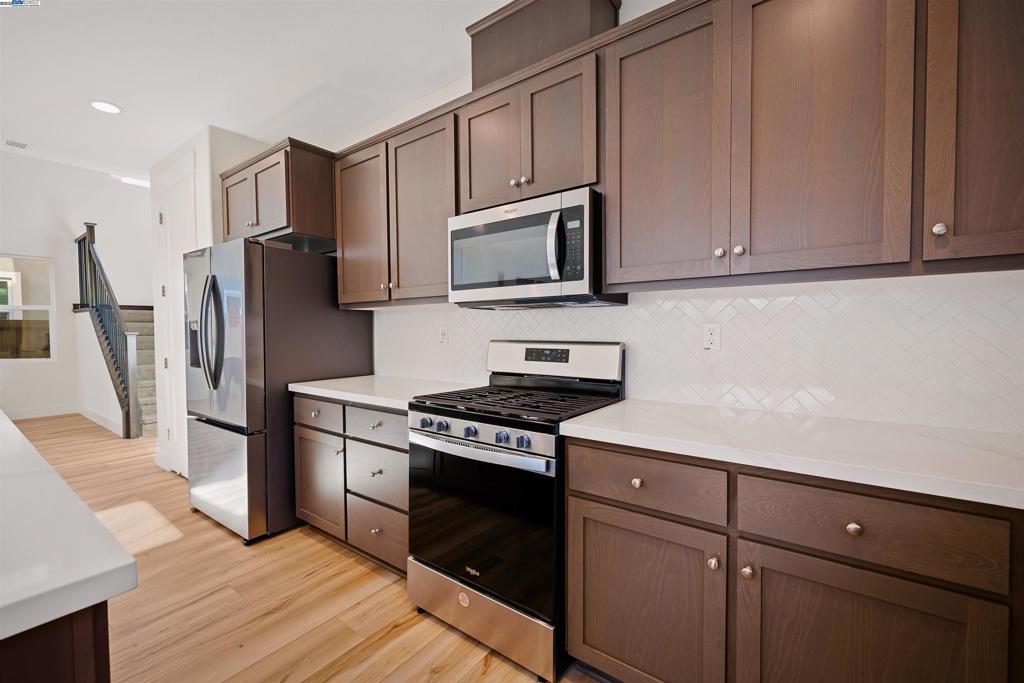 FAIRFIELD - Residential