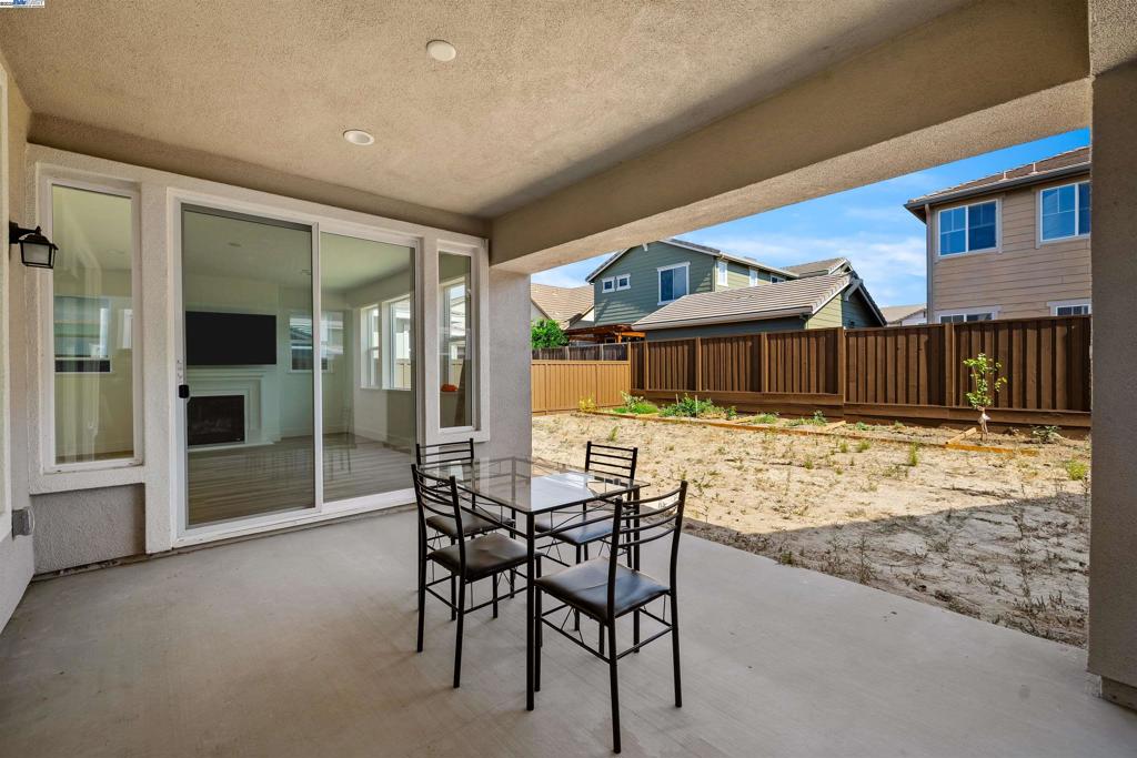 FAIRFIELD - Residential