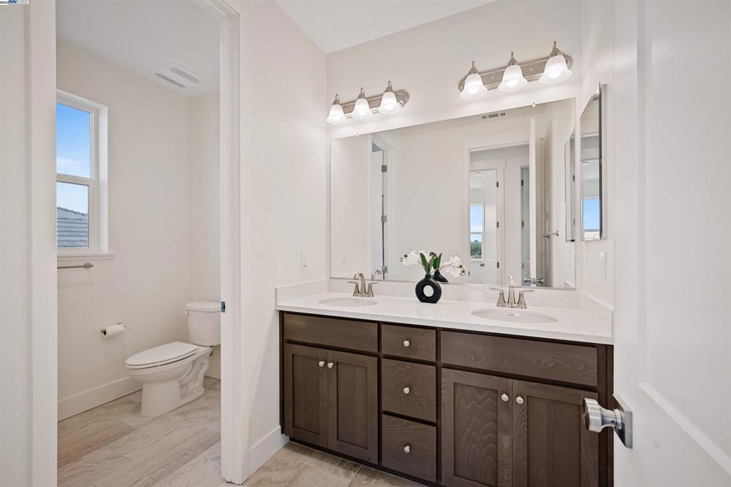 FAIRFIELD - Residential