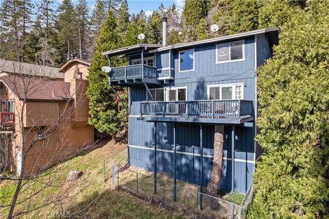 Photo of 23771 Zuger Dr Dr, Crestline, CA 92325 (MLS # SB26000954)