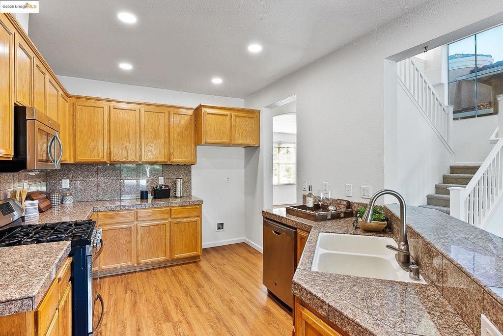 1879 Mount Conness Way