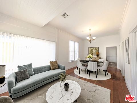 Photo of 222 Bicknell Avenue, Santa Monica, CA 90405 (MLS # 25631645)