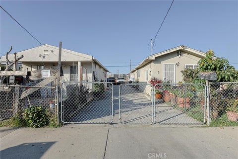 Photo of 1831 W 3rd St, Santa Ana, CA 92703 (MLS # PW26204580)