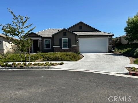 Photo of 563 Sunshow Court, Hemet, CA 92543 (MLS # IV26049765)