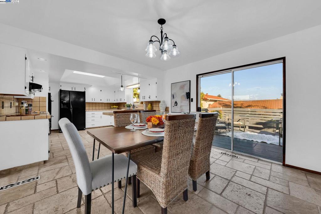 Properties 4 1933 Riverbank