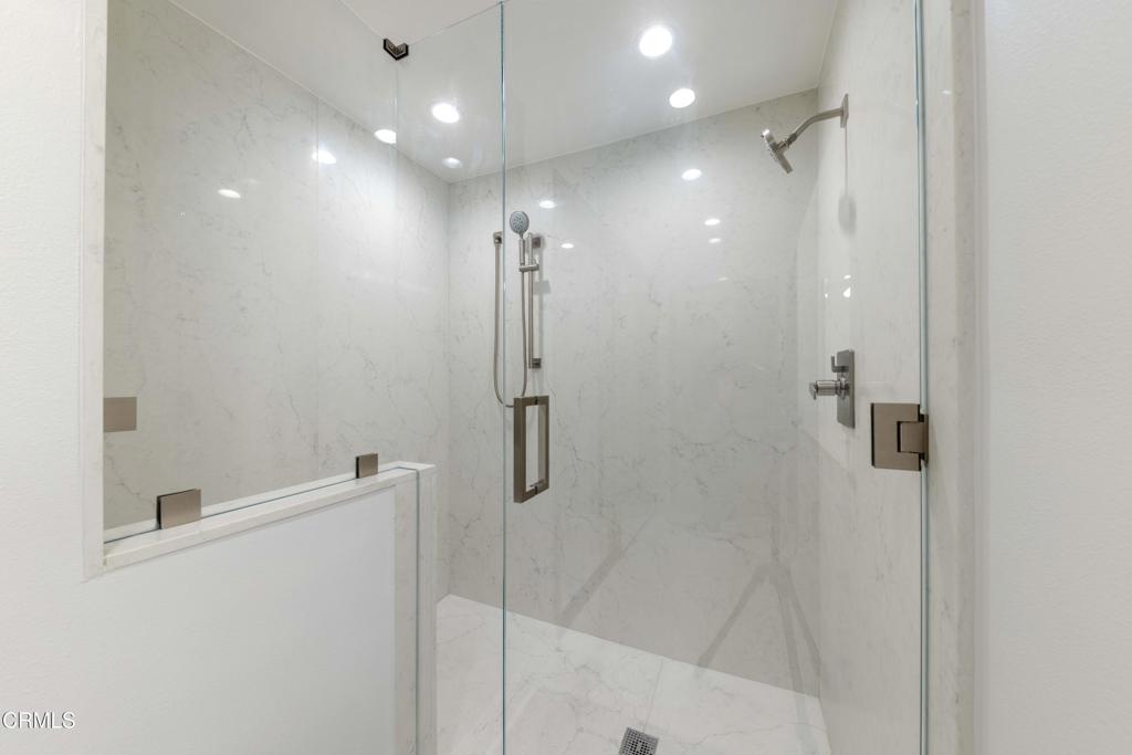 Mandalay Bay 1 - 190401 - Residential Lease