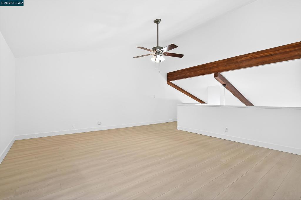 MORAGA TERRACE - Residential