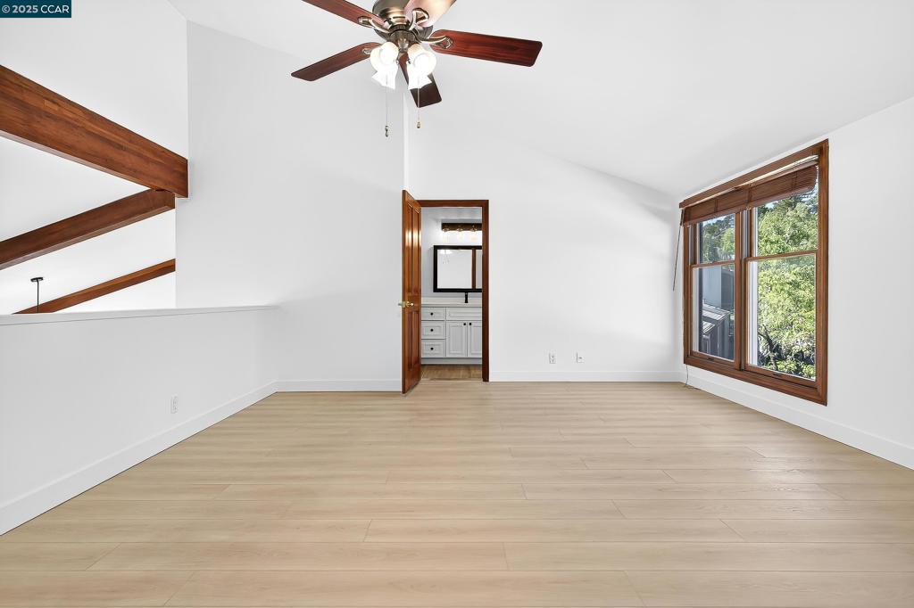 MORAGA TERRACE - Residential