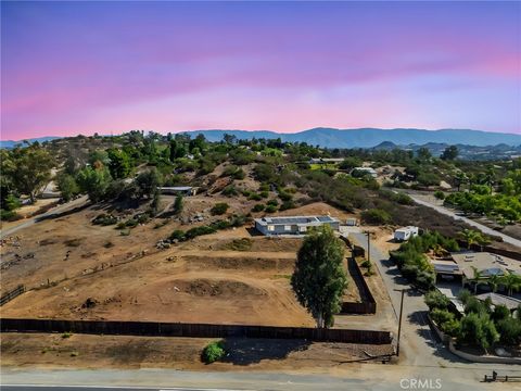 Photo of 28915 Lilac Rd Rd, Valley Center, CA 92082 (MLS # SW25214770)