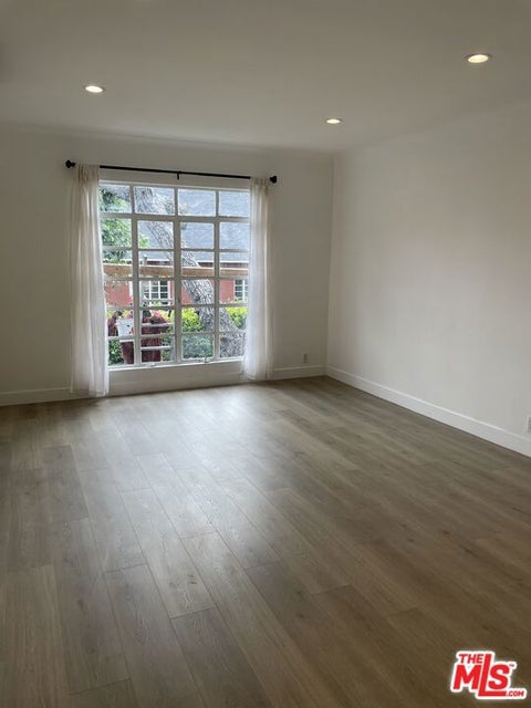 Photo of 1254 N Orange Grove Avenue #4, Los Angeles, CA 90046 (MLS # 26986637)