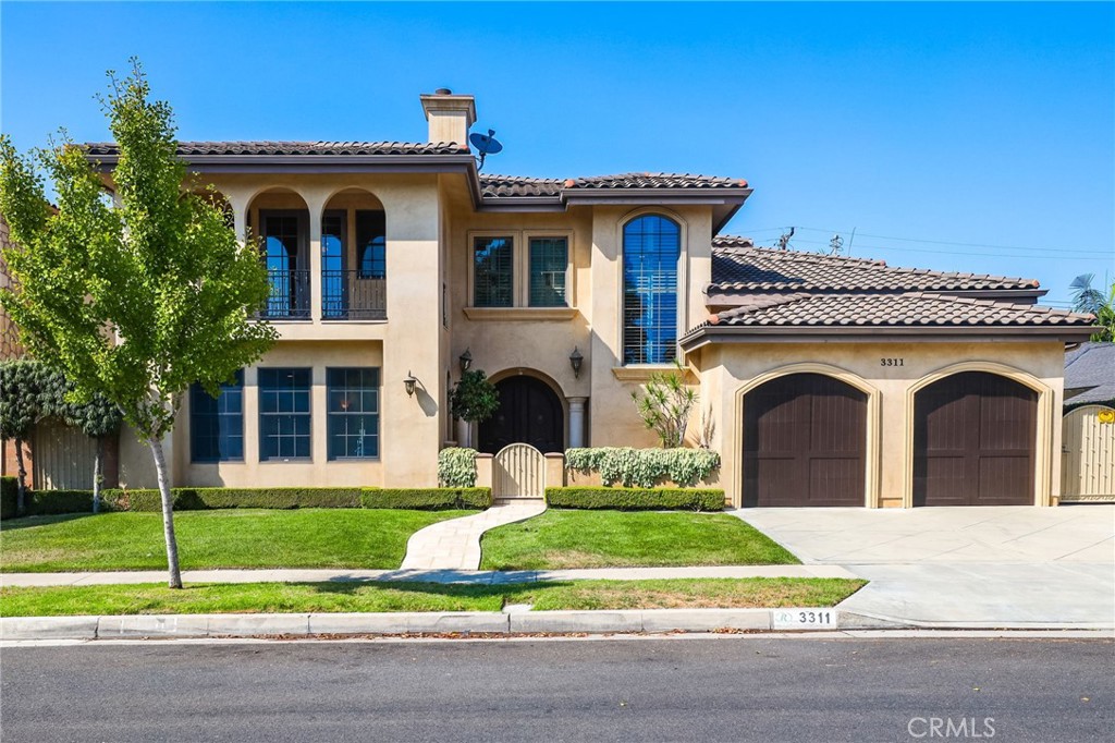 3311 Rossmoor Way