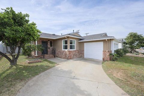 Photo of 6809 Carthage St, San Diego, CA 92120 (MLS # 260007896SD)
