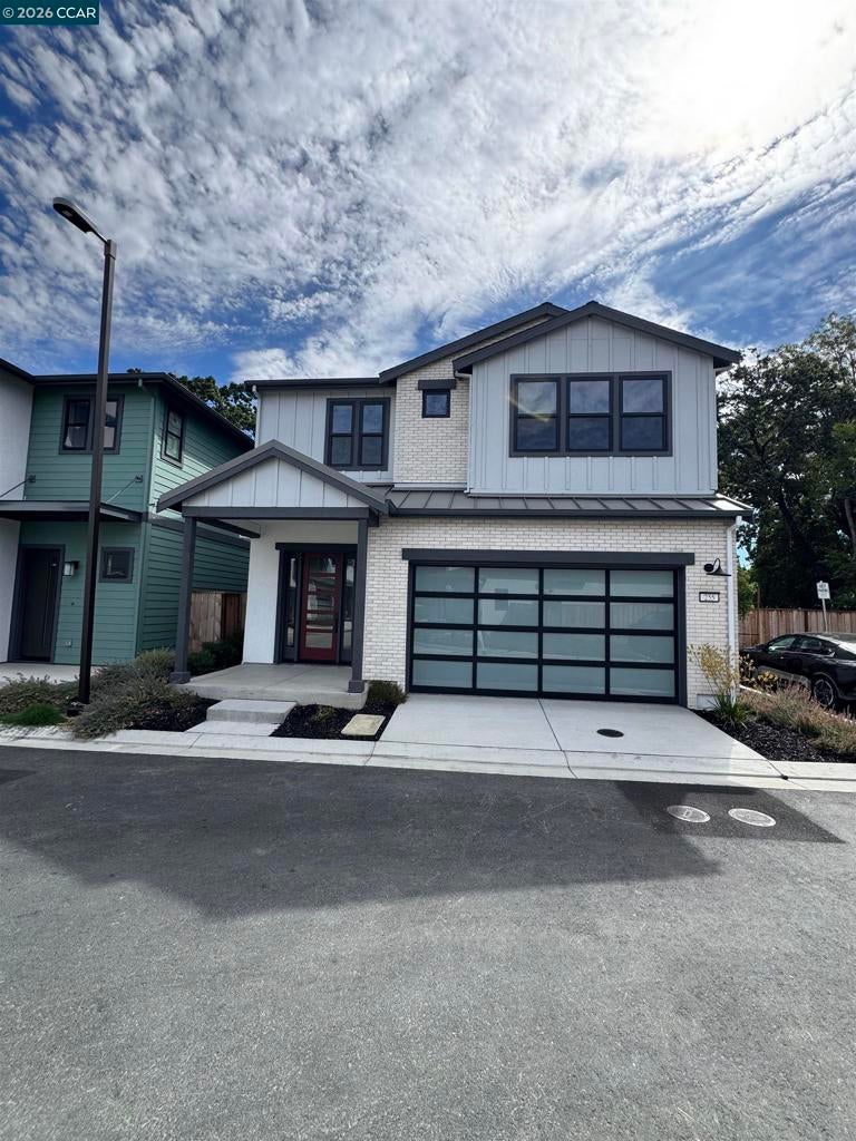 255 Haleena Place PL